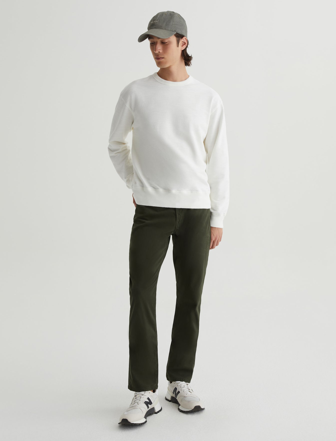 Everett SUD|Sueded Slim Straight Leg